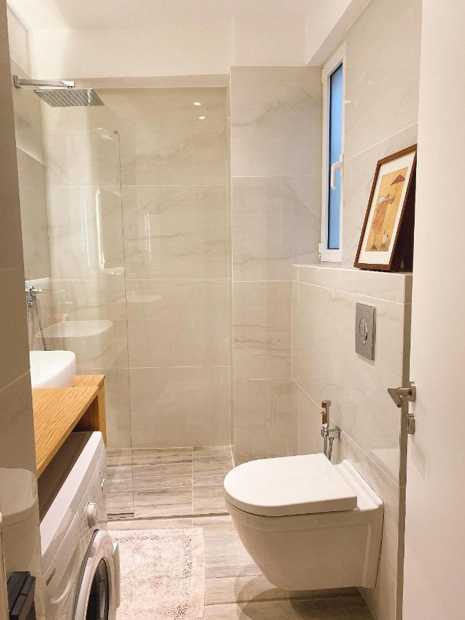 Cozy Newly Renovated 1 Bedroom Apartment In The Heart Of Aten Exteriör bild
